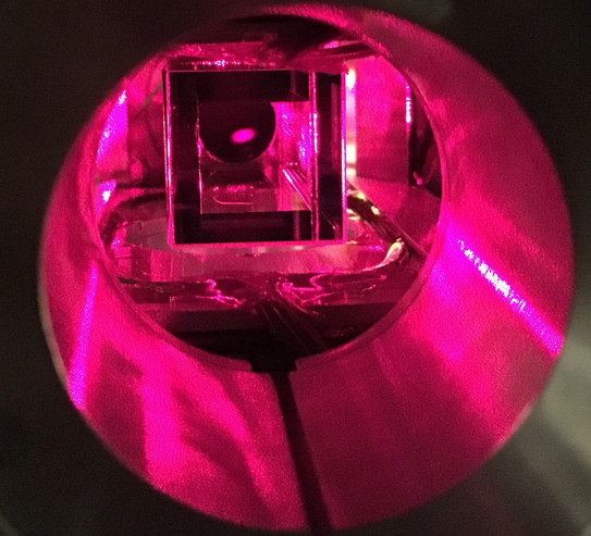 Image of the insides of the lithium magneto-optical trap.